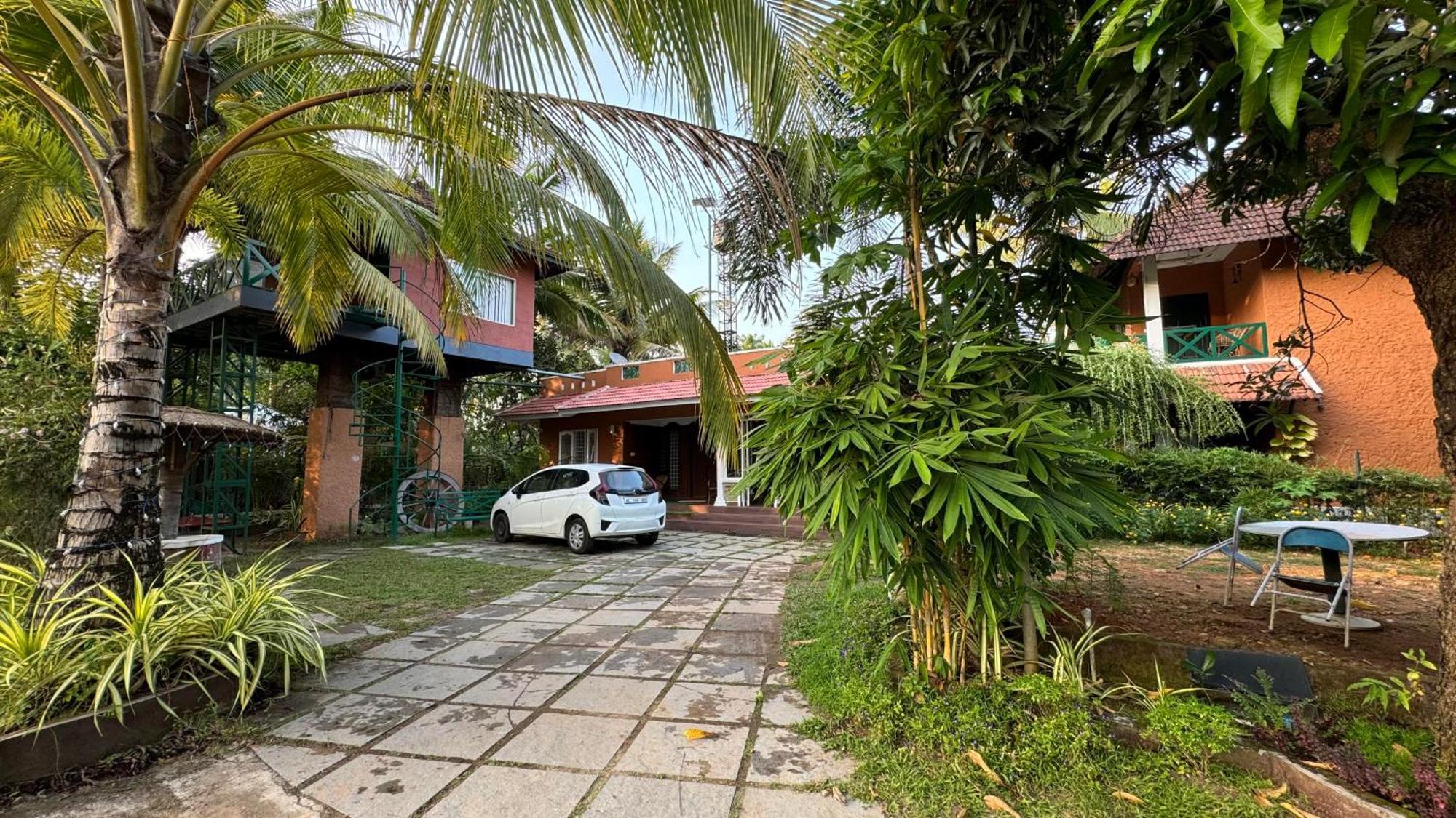 Garggi Kumarakom Village Homestay 외부 사진